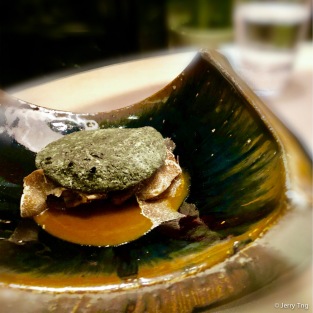 "Civet" braised abalone covered with "abalone shell"
